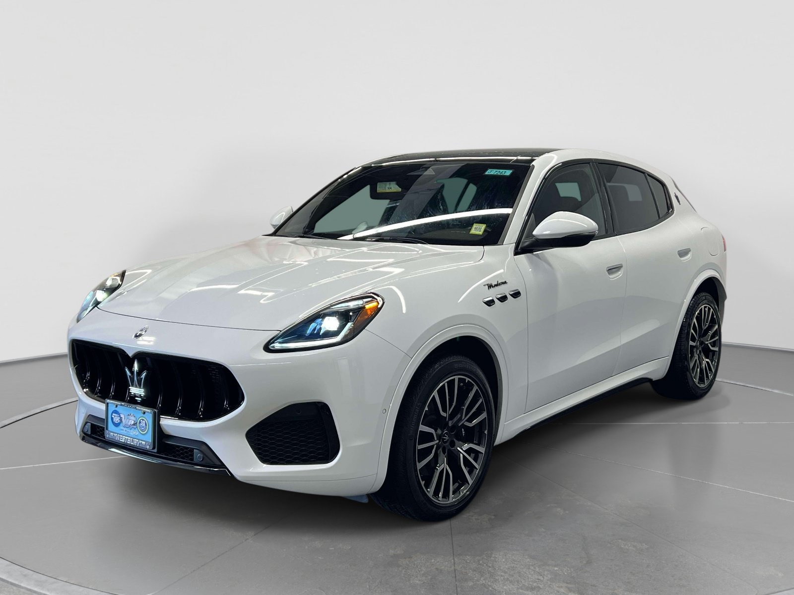 Certified 2023 Maserati Grecale Modena AWD/4WD image 4