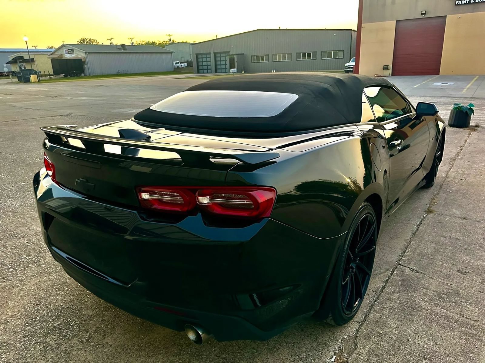 Used 2019 Chevrolet Camaro LT RWD image 11