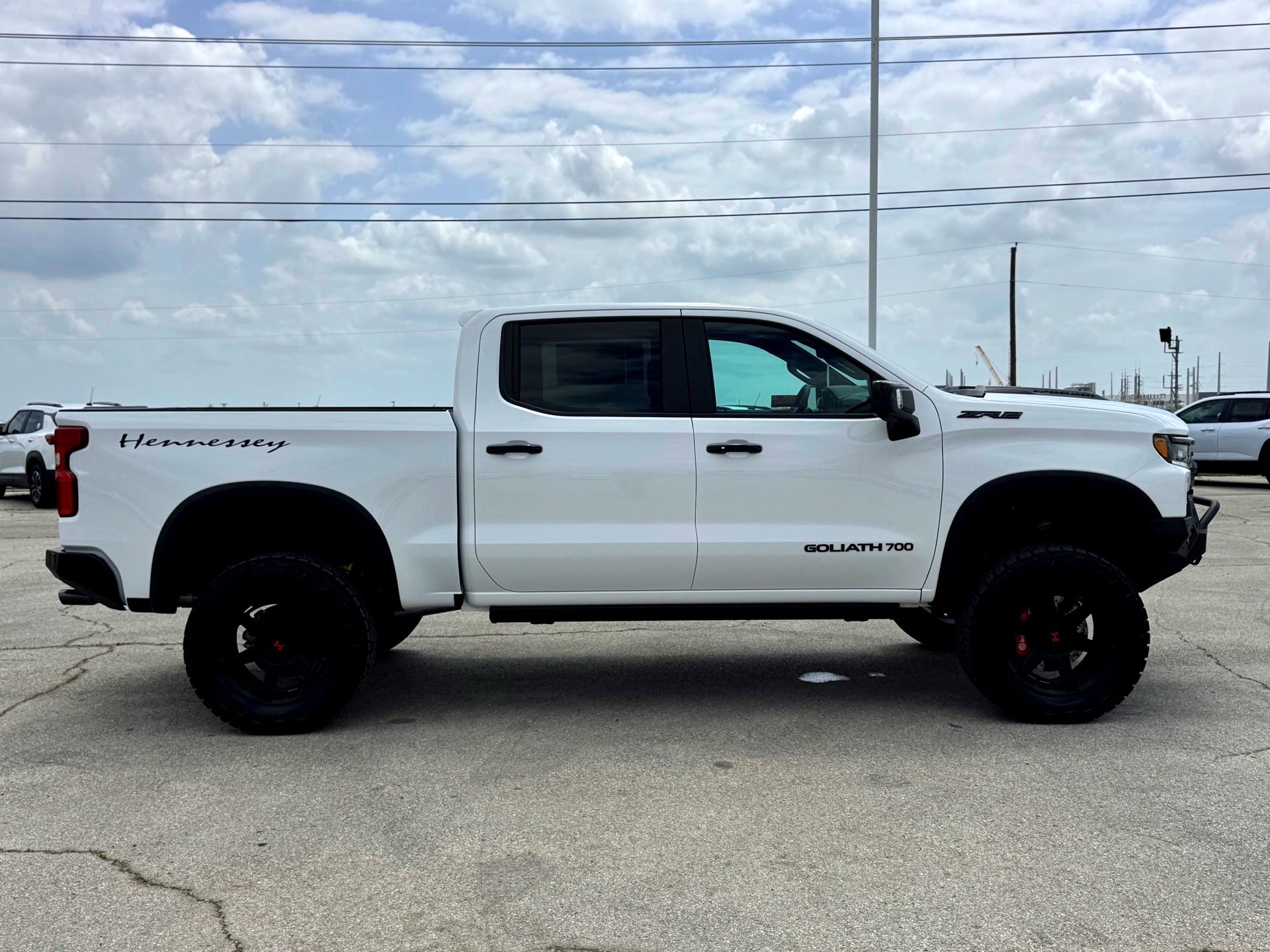 New 2026 Chevrolet Silverado 1500 ZR2 w/ Dark Appearance Package AWD/4WD image 12