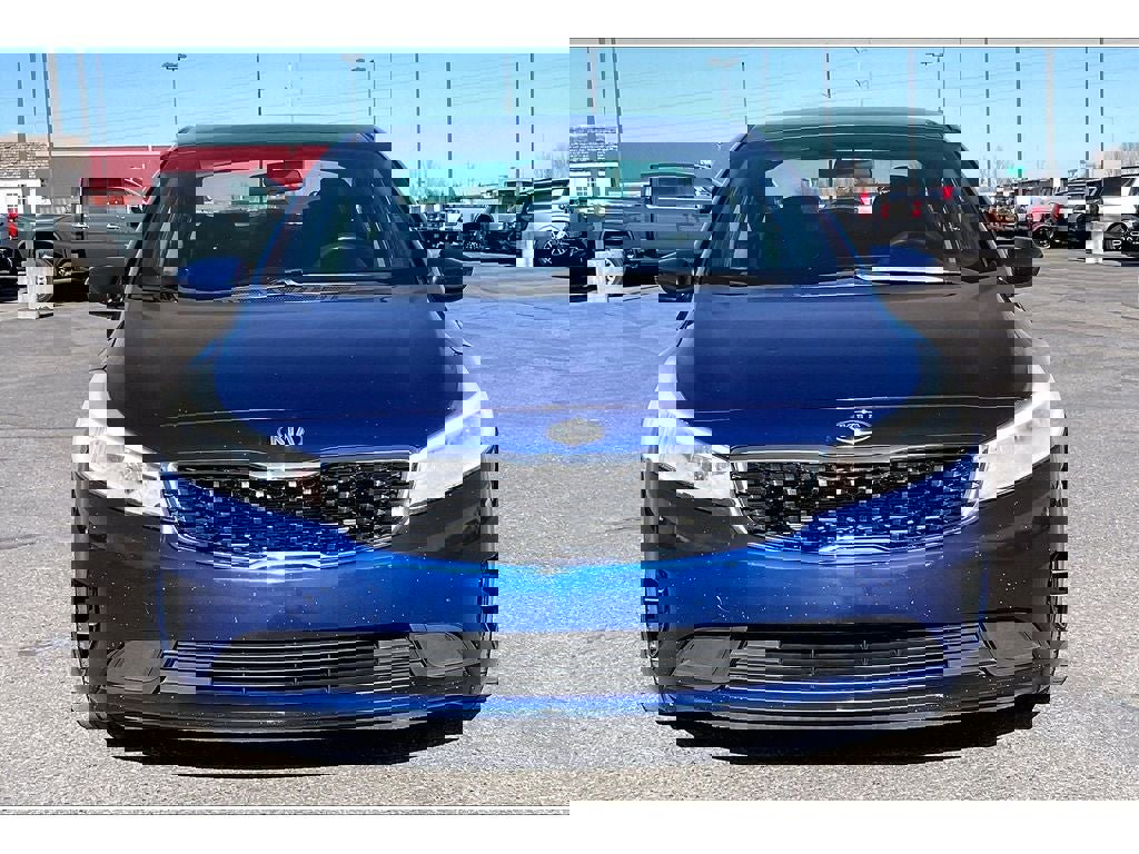 Used 2018 Kia Forte LX w/ LX Popular Package image 3