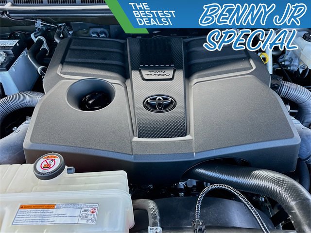 Used 2022 Toyota Tundra Platinum image 31