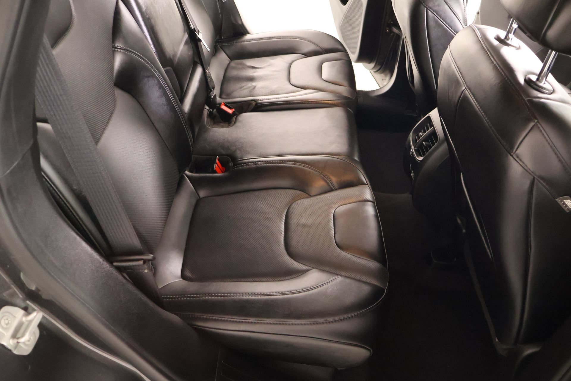 Used 2022 Jeep Cherokee Latitude Lux AWD/4WD image 14