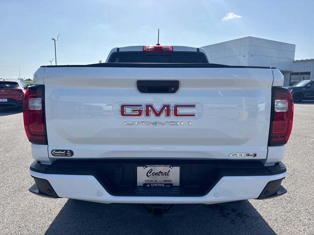Used 2026 GMC Canyon AT4 w/ AT4 Premium Package AWD/4WD image 5