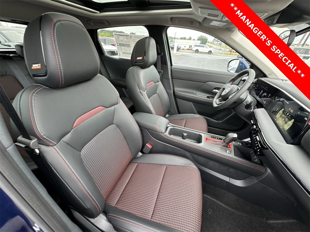 New 2025 Nissan Kicks SR w/ SR Premium Package image 25