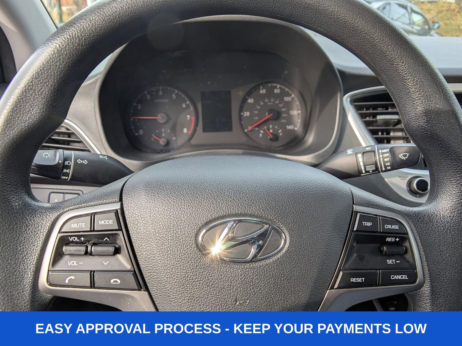 Used 2022 Hyundai Accent SE image 34