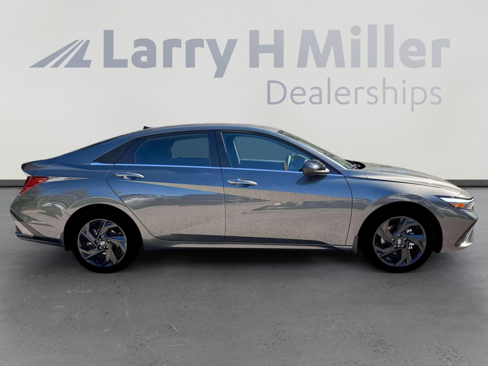 New 2026 Hyundai Elantra SEL Sport Premium image 9