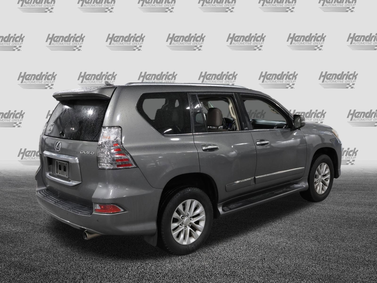 Used 2014 Lexus GX 460 image 9