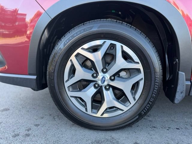 Used 2023 Subaru Forester Premium AWD/4WD image 30