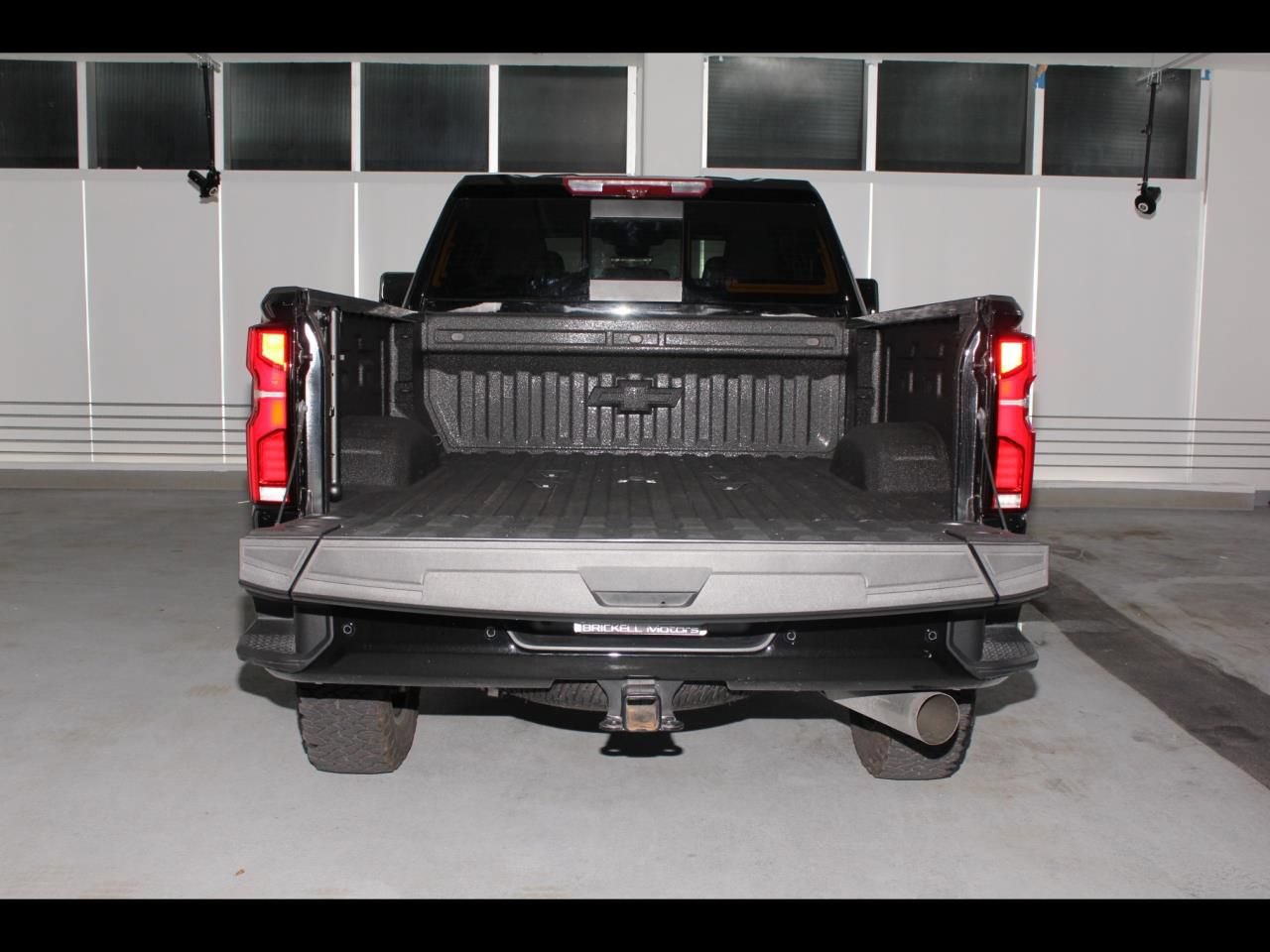 Used 2025 Chevrolet Silverado 2500 High Country w/ High Country Premium Package AWD/4WD image 11