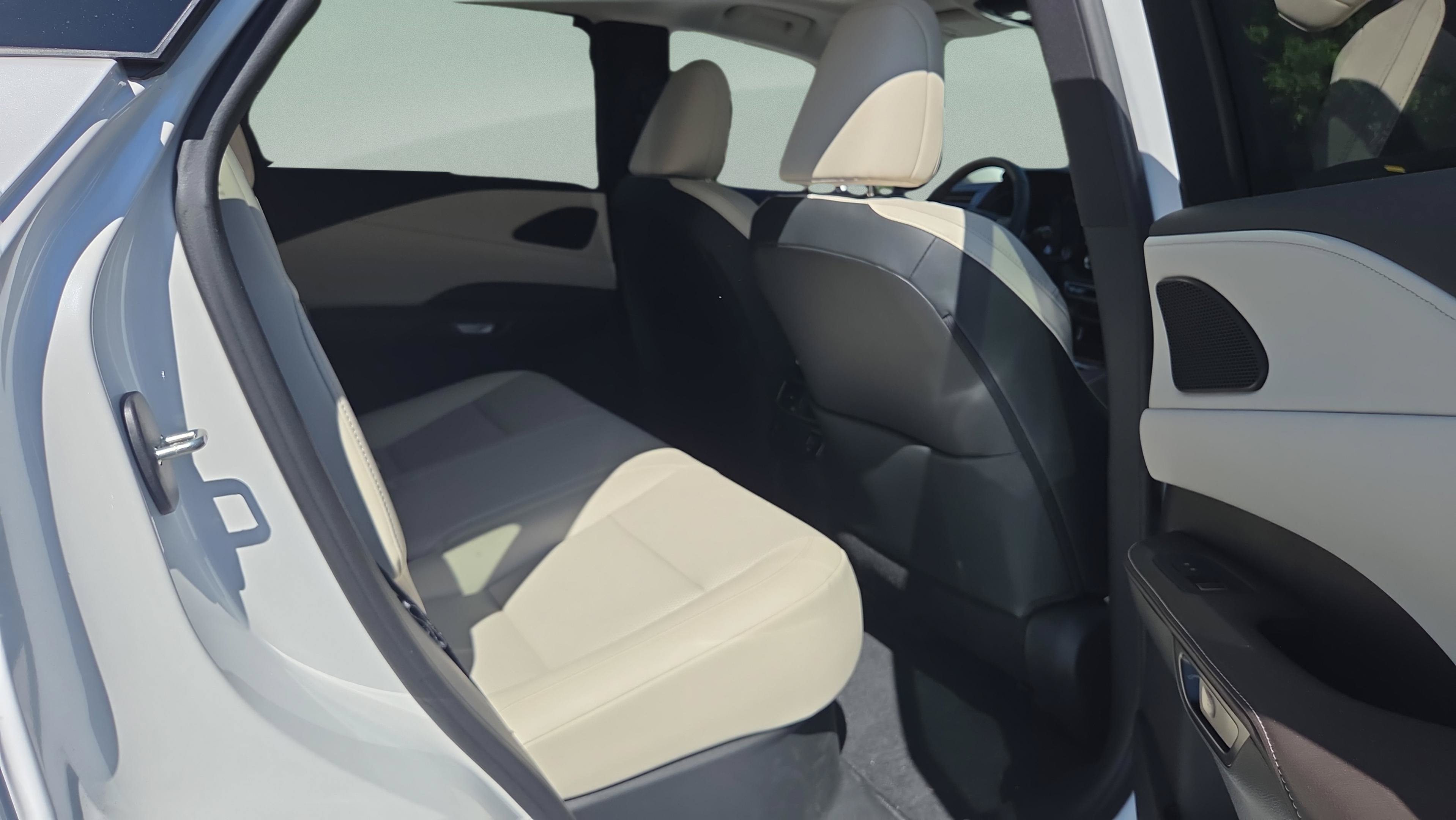 Used 2025 Lexus RX 350 Premium Plus w/ Convenience Package FWD image 15