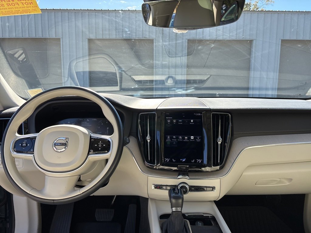 Used 2021 Volvo XC60 T5 Inscription w/ Advanced Package image 10