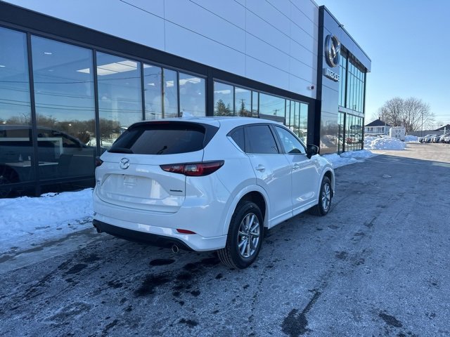 Used 2024 MAZDA CX-5 AWD 2.5 S w/ Preferred Package image 3