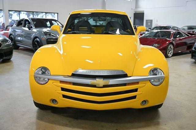 Used 2005 Chevrolet SSR w/ Preferred Equipment Group RWD image 20