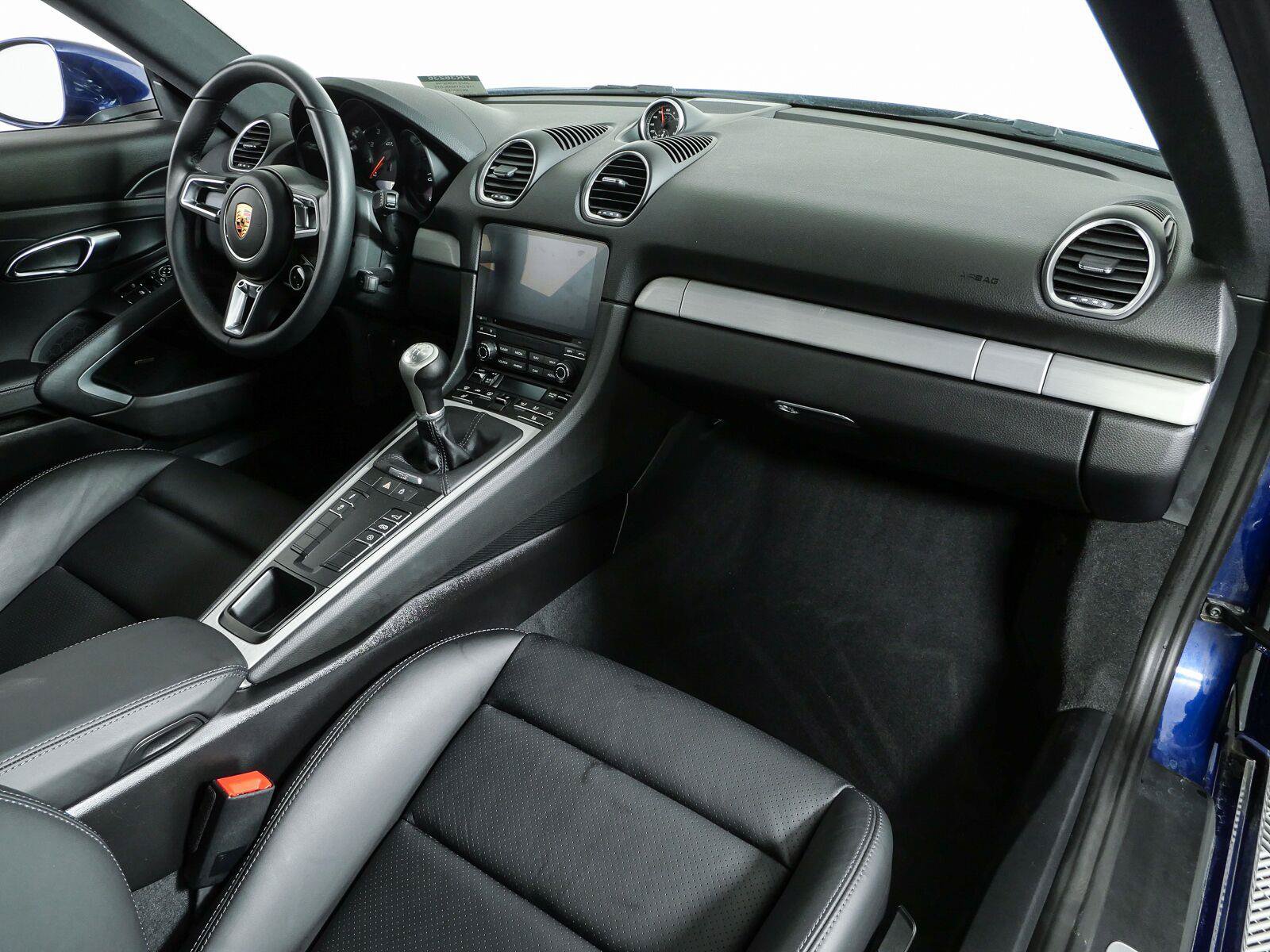 Certified 2024 Porsche 718 Cayman GTS RWD image 19