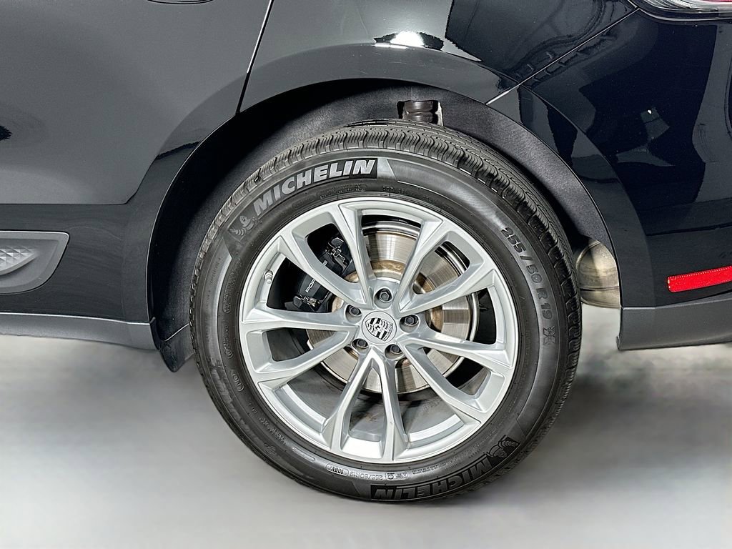 Used 2025 Porsche Macan image 34