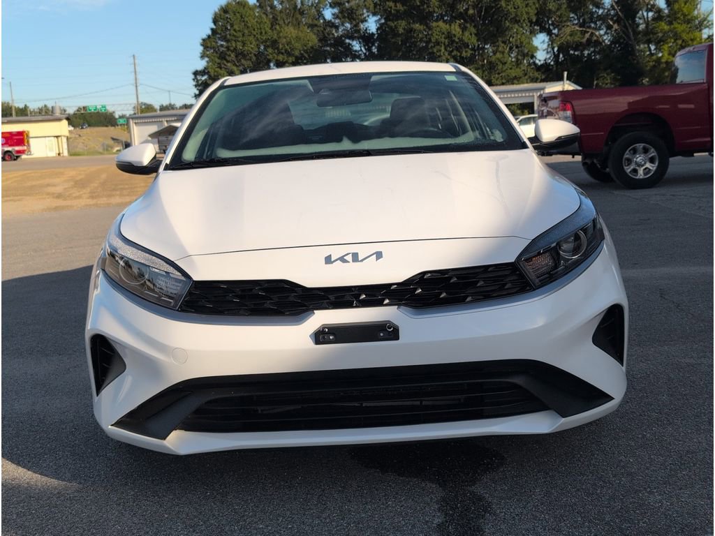 Used 2024 Kia Forte LXS w/ LXS Technology Package image 8