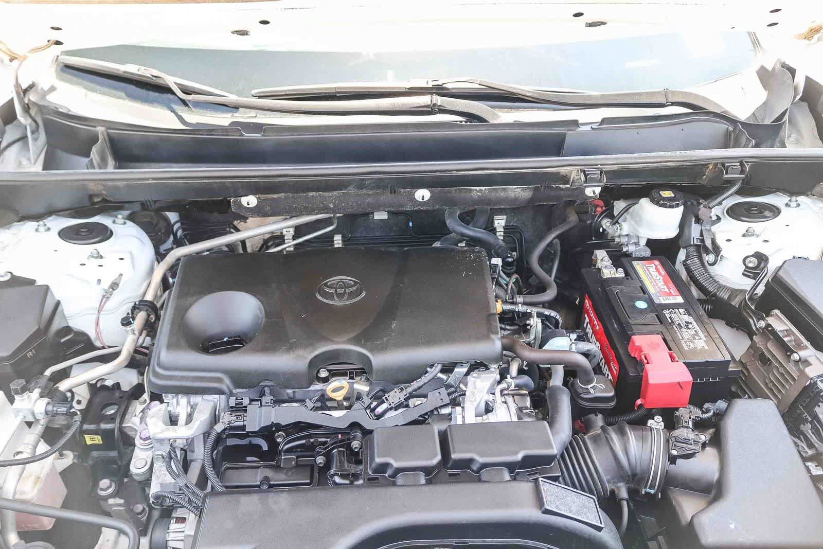 Used 2021 Toyota RAV4 LE FWD image 27