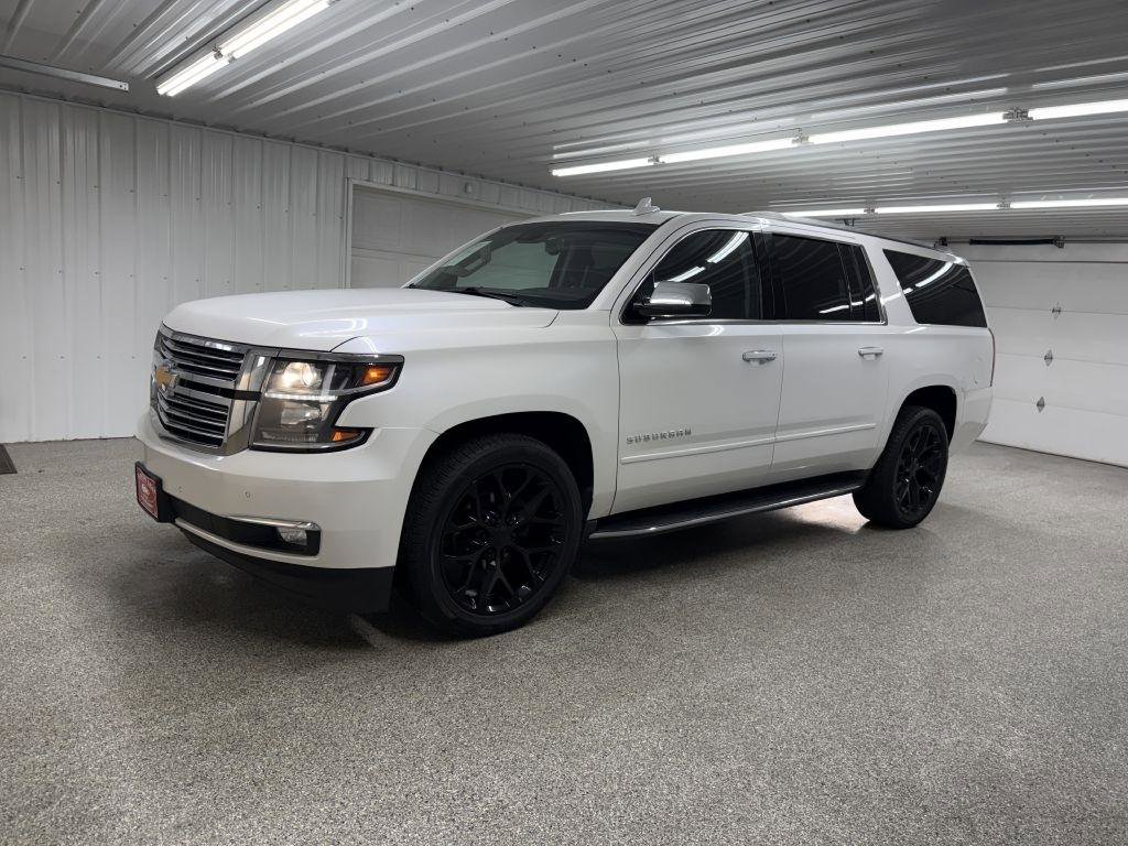 Used 2017 Chevrolet Suburban Premier image 3