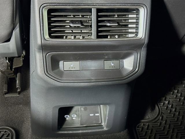 New 2026 Volkswagen Atlas Cross Sport SEL R-Line image 27