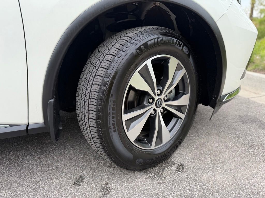 Used 2024 Nissan Murano SV AWD/4WD image 9