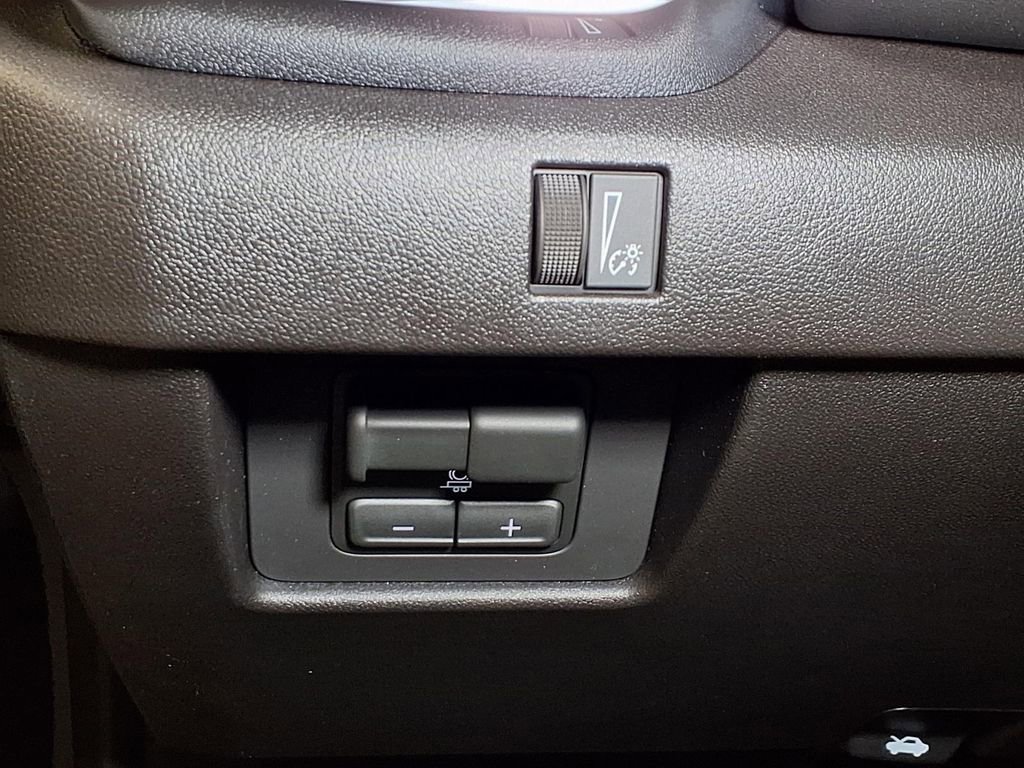 New 2026 GMC Canyon Elevation w/ Convenience Package RWD image 17