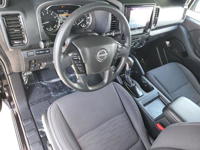 Certified 2023 Nissan Frontier SV w/ Midnight Edition Package AWD/4WD image 11