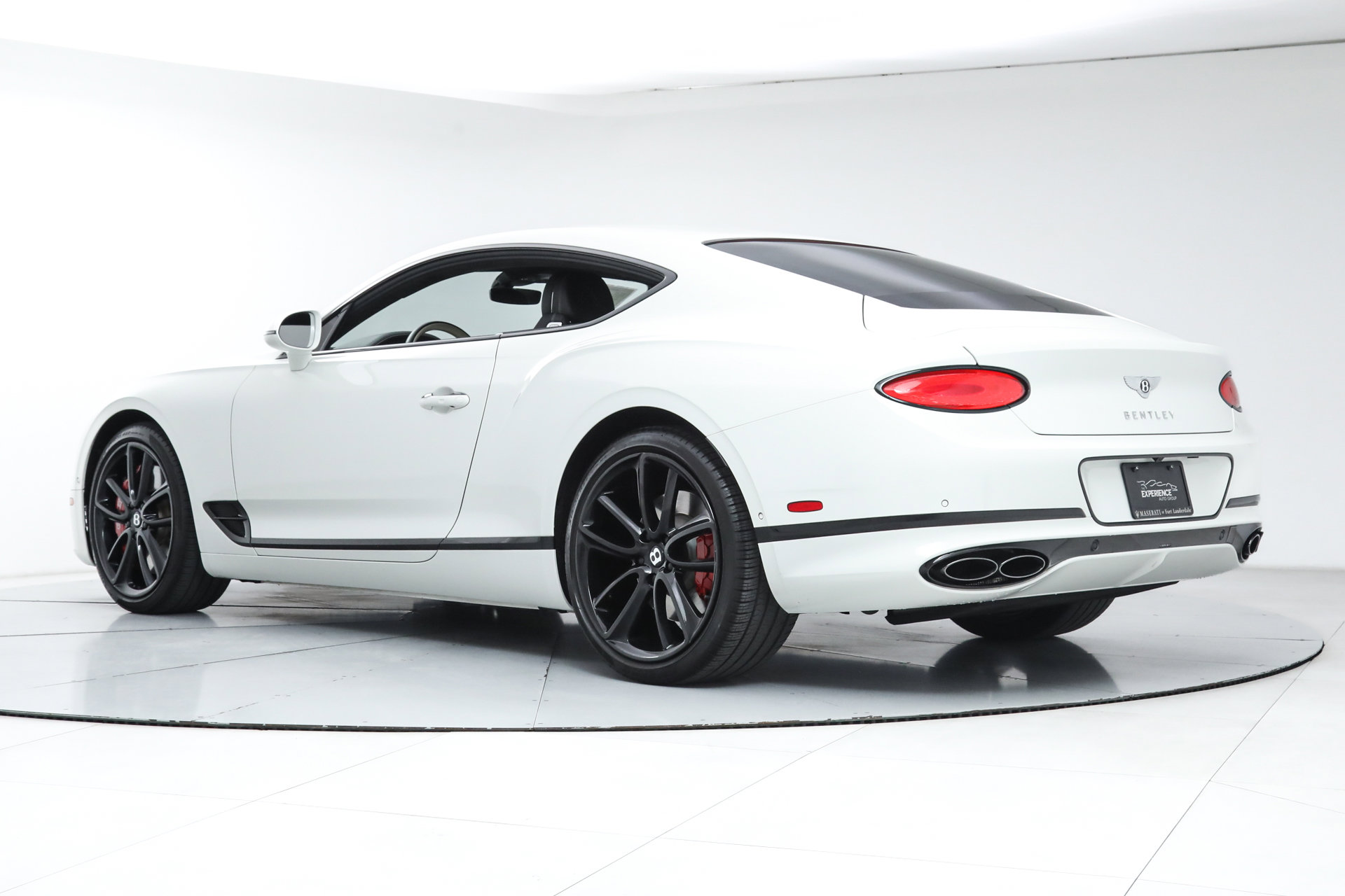 Used 2021 Bentley Continental GT V8 image 3