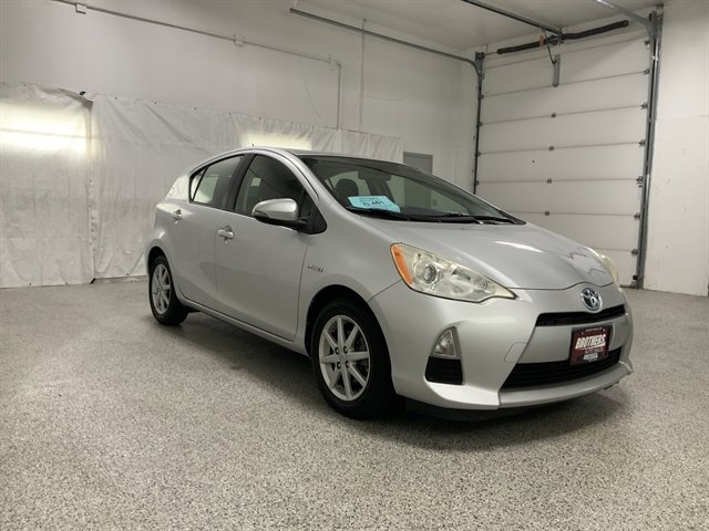 Used 2013 Toyota Prius C Three FWD image 4
