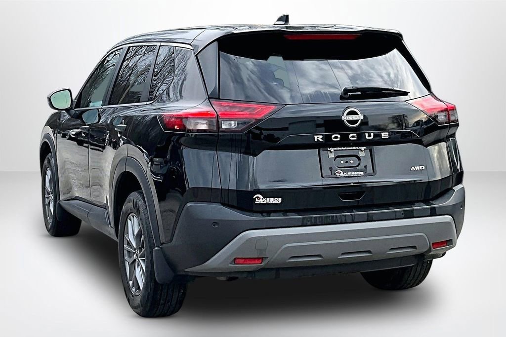 Used 2022 Nissan Rogue S image 4