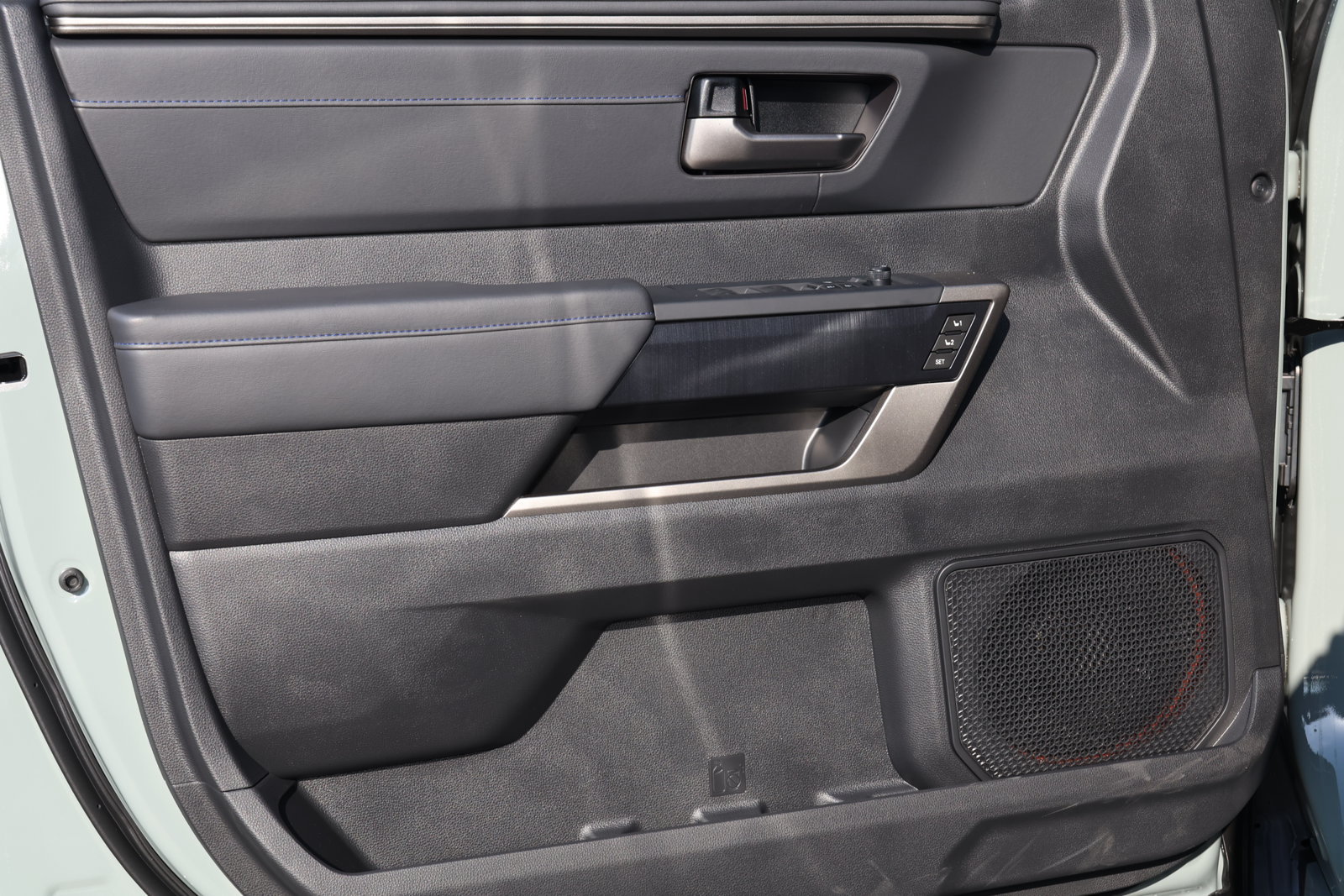 New 2026 Toyota Sequoia Platinum AWD/4WD image 28