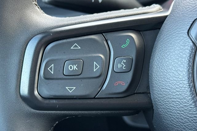 Used 2025 Jeep Gladiator Rubicon w/ Convenience Group image 37