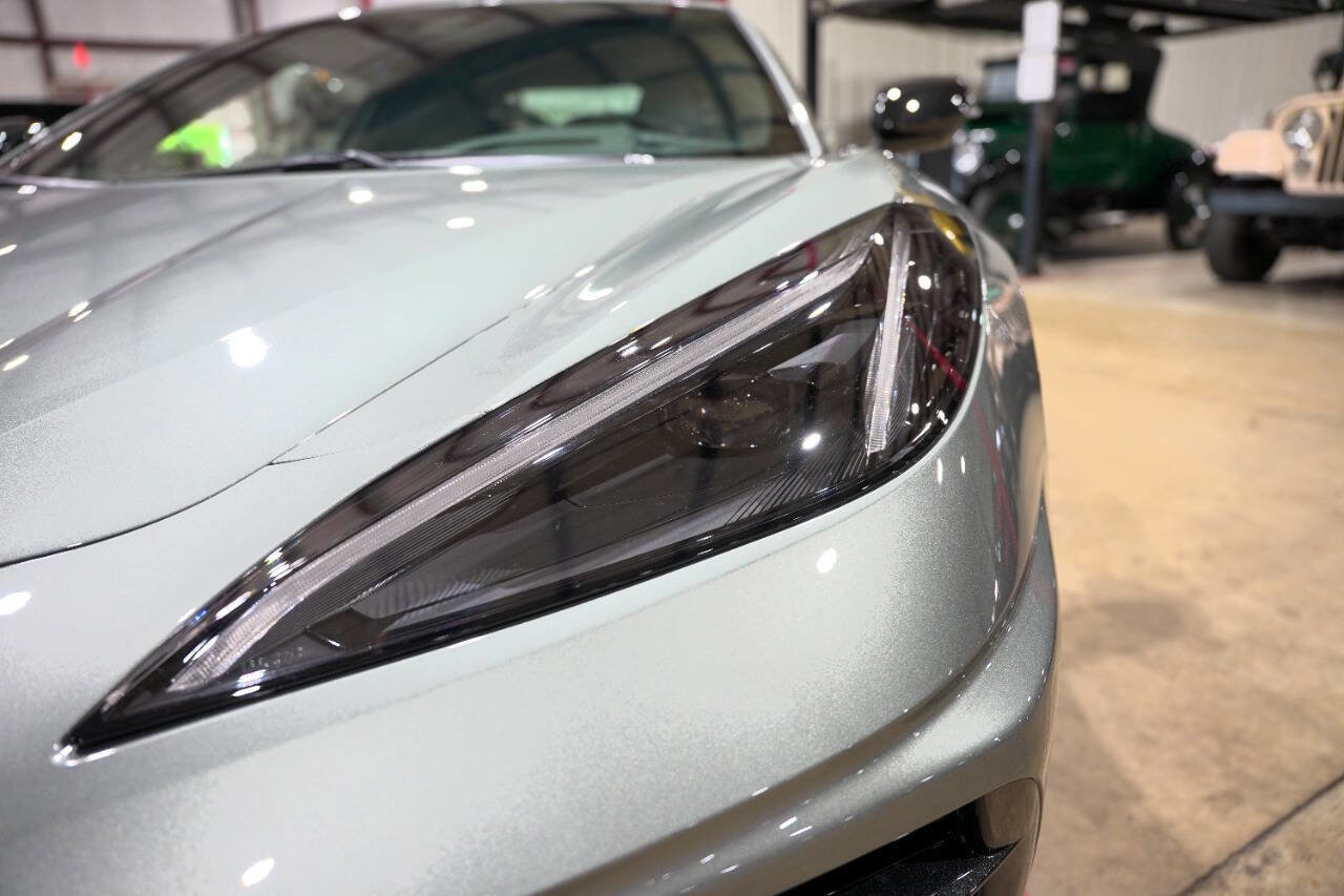 Used 2024 Chevrolet Corvette Stingray Preferred Cpe w/ Z51 Performance Package image 28