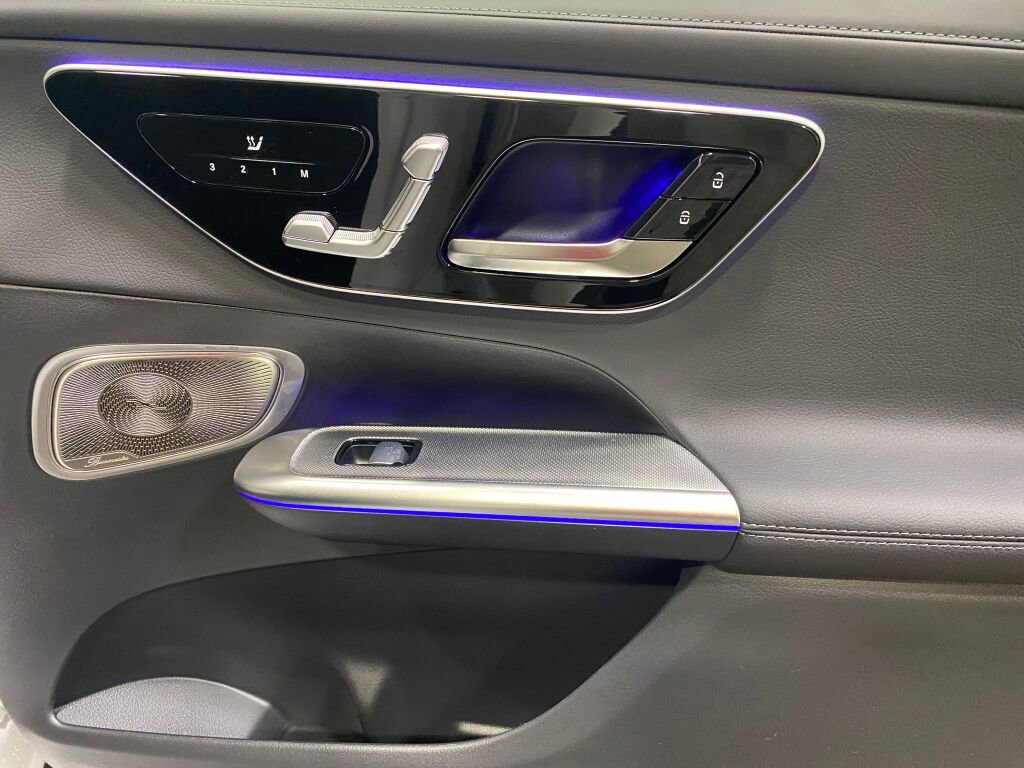 New 2026 Mercedes-Benz GLC 300 4MATIC image 22