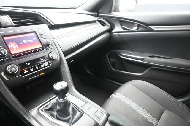 Used 2017 Honda Civic Sport image 27