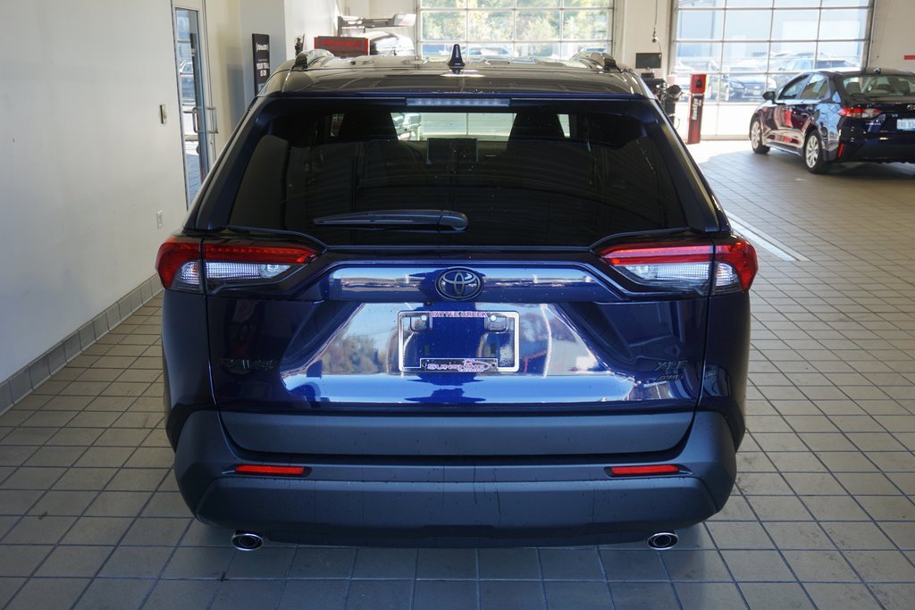 New 2025 Toyota RAV4 XLE image 19