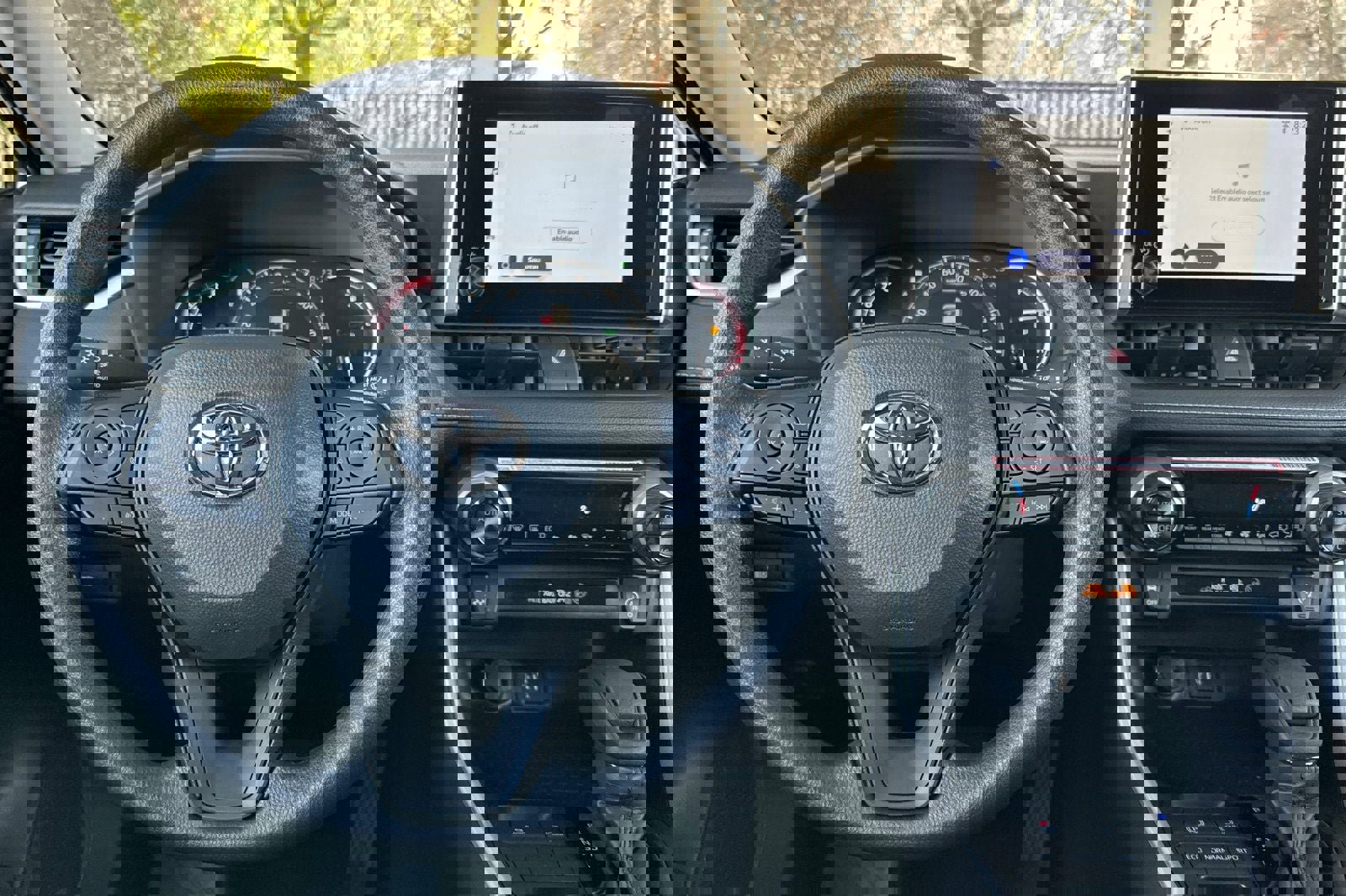 New 2025 Toyota RAV4 XLE image 17