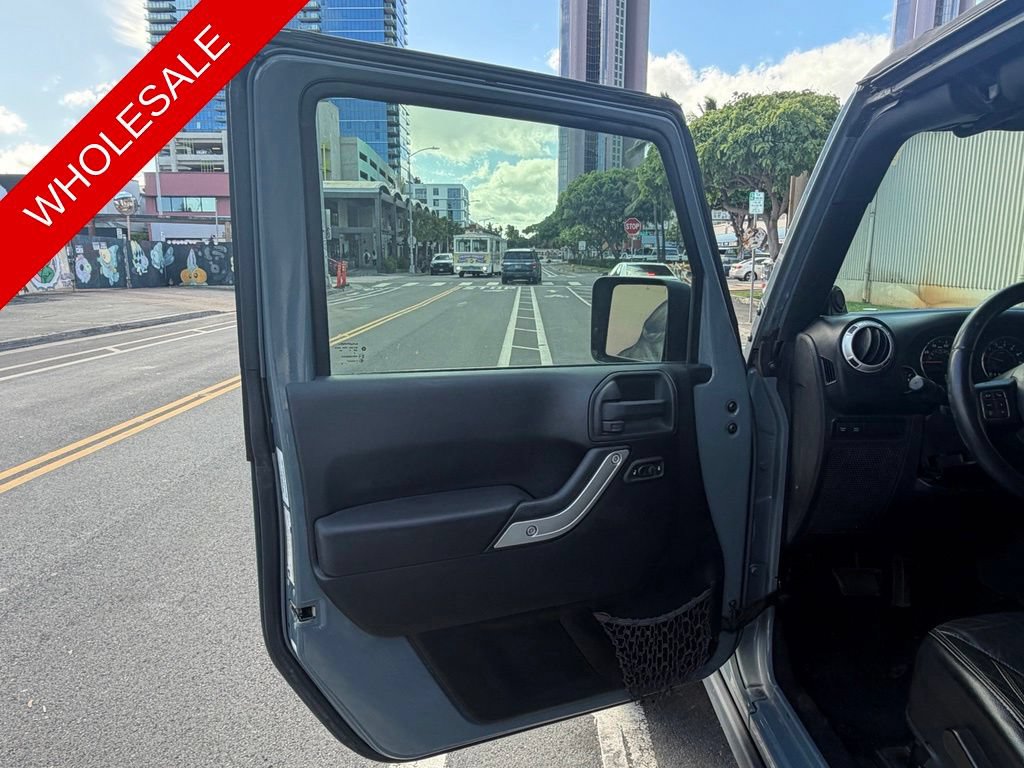 Used 2014 Jeep Wrangler Rubicon w/ Power Convenience Group AWD/4WD image 8