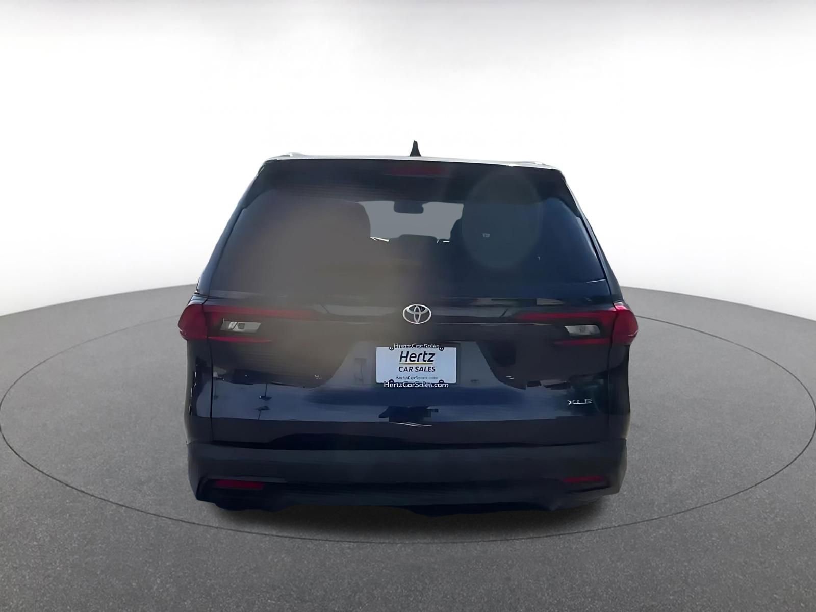 Used 2025 Toyota Grand Highlander FWD image 12