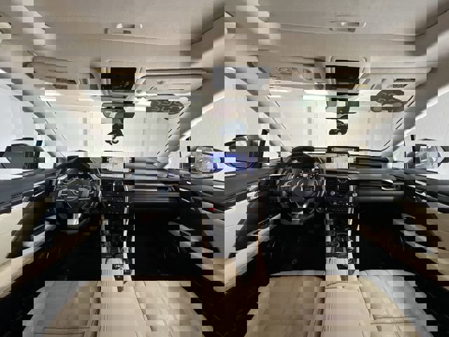 Used 2022 Lexus RX 450hL Luxury w/ Cold Area Package (CK) image 21