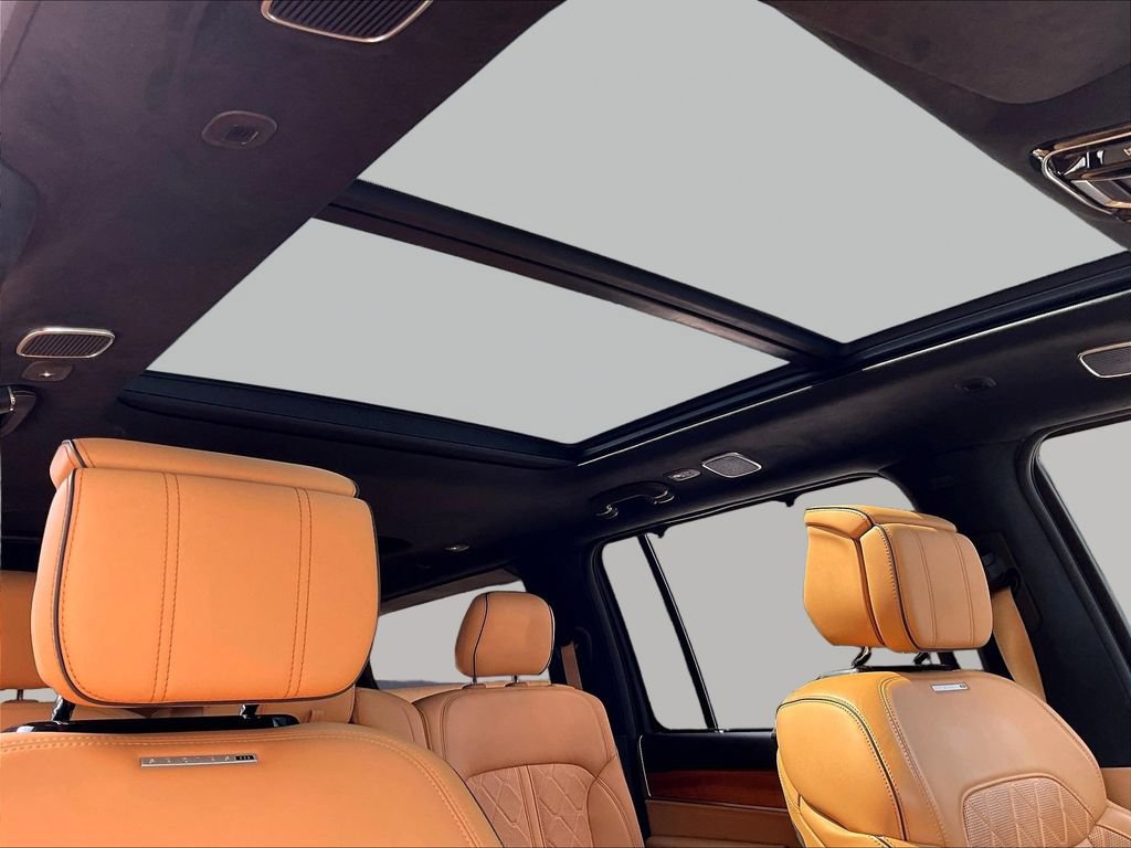 Used 2022 Jeep Grand Wagoneer Series III w/ Flexible Seating Group AWD/4WD image 24