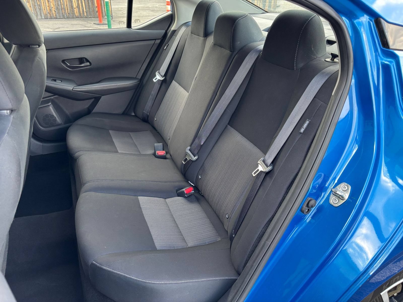 Used 2025 Nissan Sentra SV FWD image 31