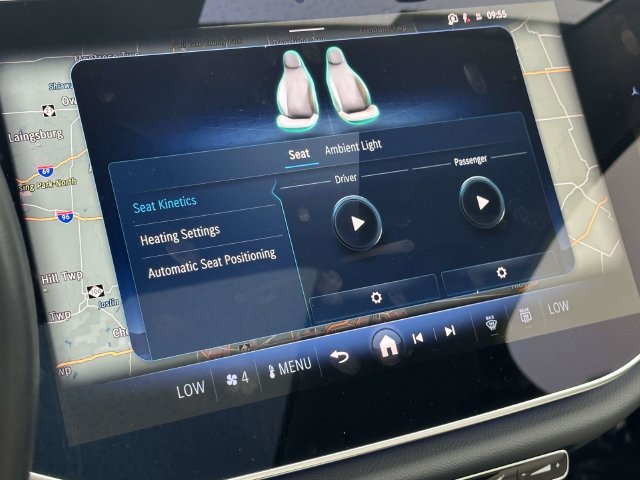 Used 2024 Mercedes-Benz E 350 4MATIC Sedan image 33