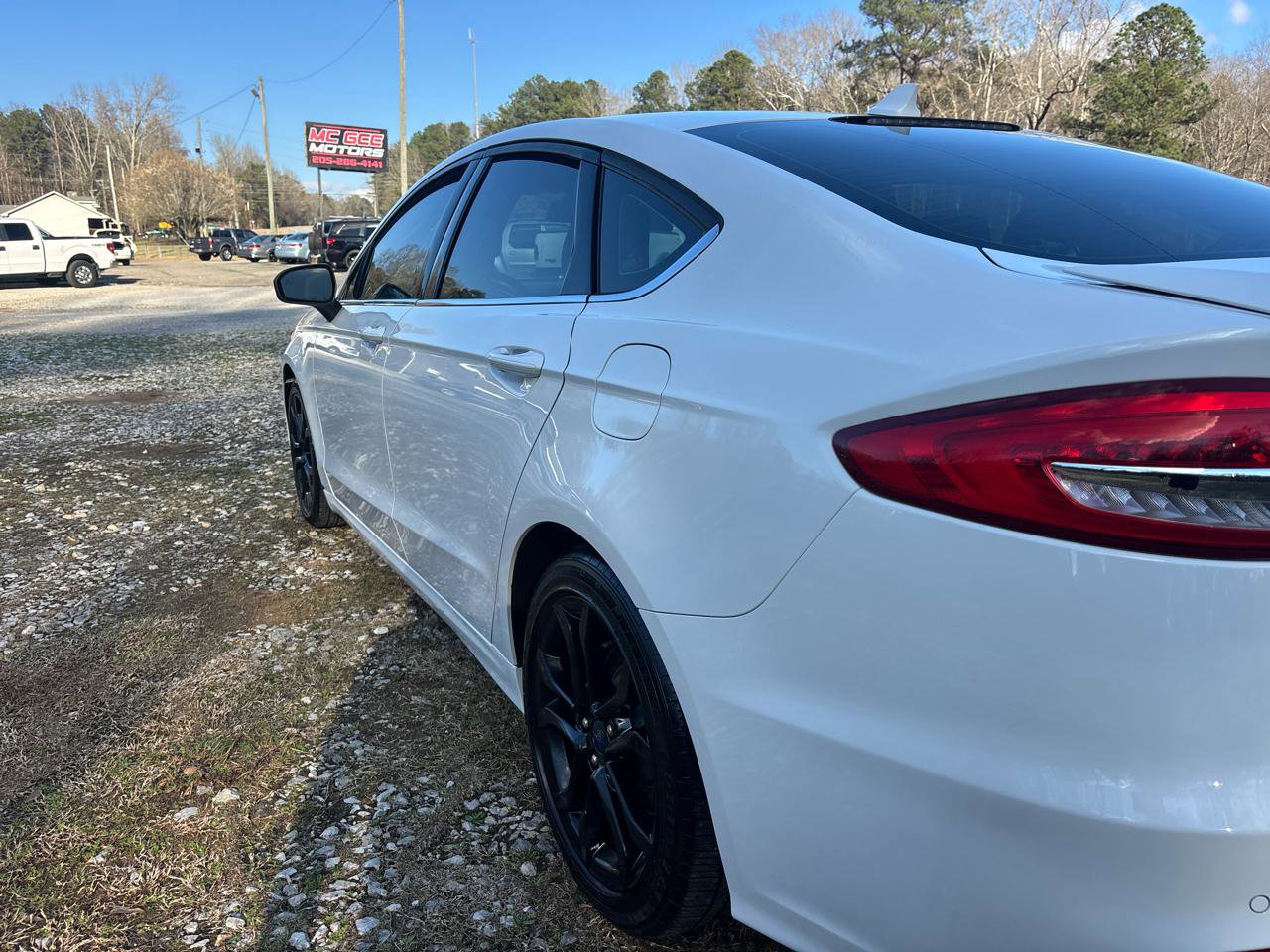 Used 2019 Ford Fusion SE w/ Equipment Group 151A image 8