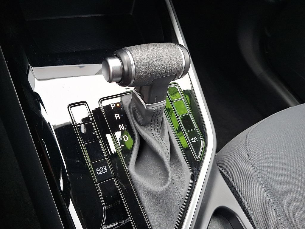 Certified 2023 Kia Niro LX FWD image 4