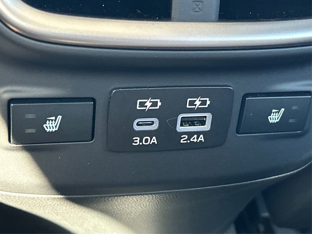 Certified 2025 Subaru Outback Limited AWD/4WD image 41