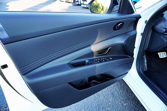 New 2026 Hyundai Elantra Sport FWD image 25