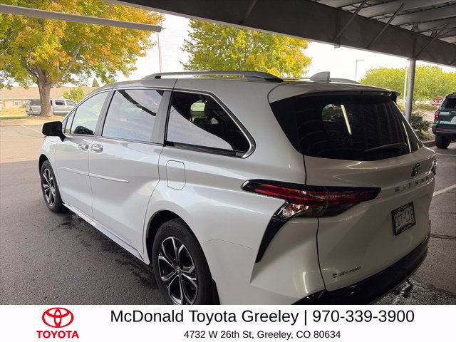 Certified 2025 Toyota Sienna Platinum AWD/4WD image 6