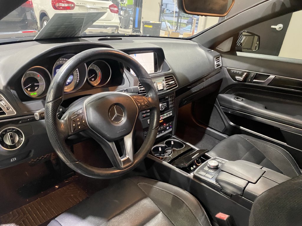 Used 2015 Mercedes-Benz E 400 Cabriolet image 2