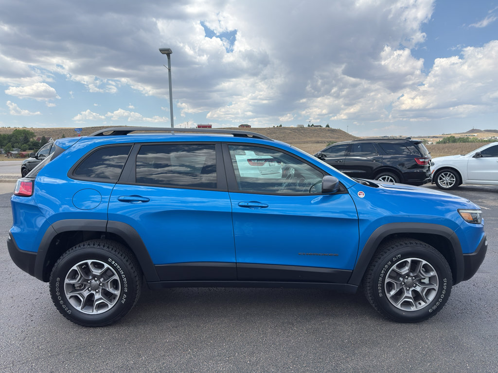 Used 2021 Jeep Cherokee Trailhawk w/ Trailer Tow Group AWD/4WD image 4