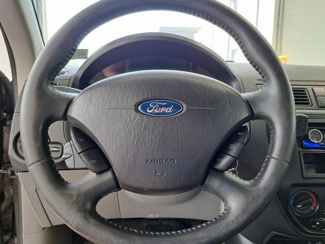Used 2007 Ford Focus SE FWD image 10